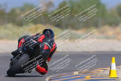 media/Sep-25-2023-Moto Forza (Mon) [[81ffa65e0a]]/B-C Group/Session 4 (Turn 2 Backside)/